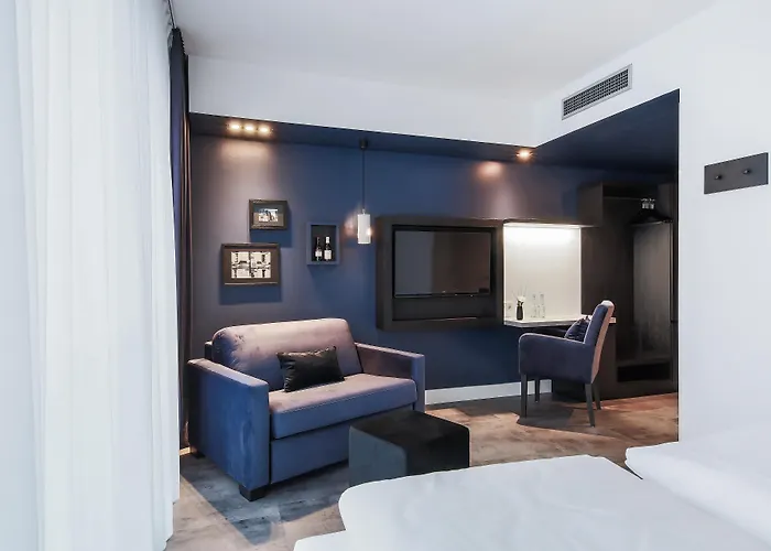 Lindemann's Hotel 3*