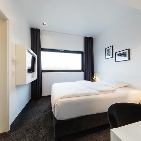 Lindemann's Hotel 3*