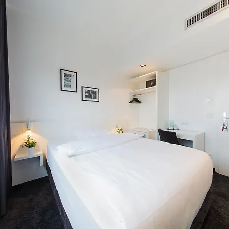 Lindemann's Hotel 3*