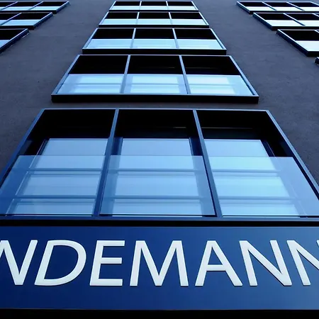 Lindemann's Hotel 3*